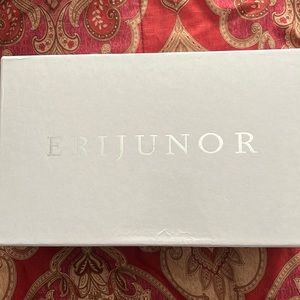 Erijunor Ivory Lace Pointy Toe Size 5